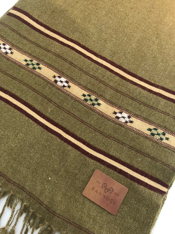 Premium Quality olive color stripped design muffler