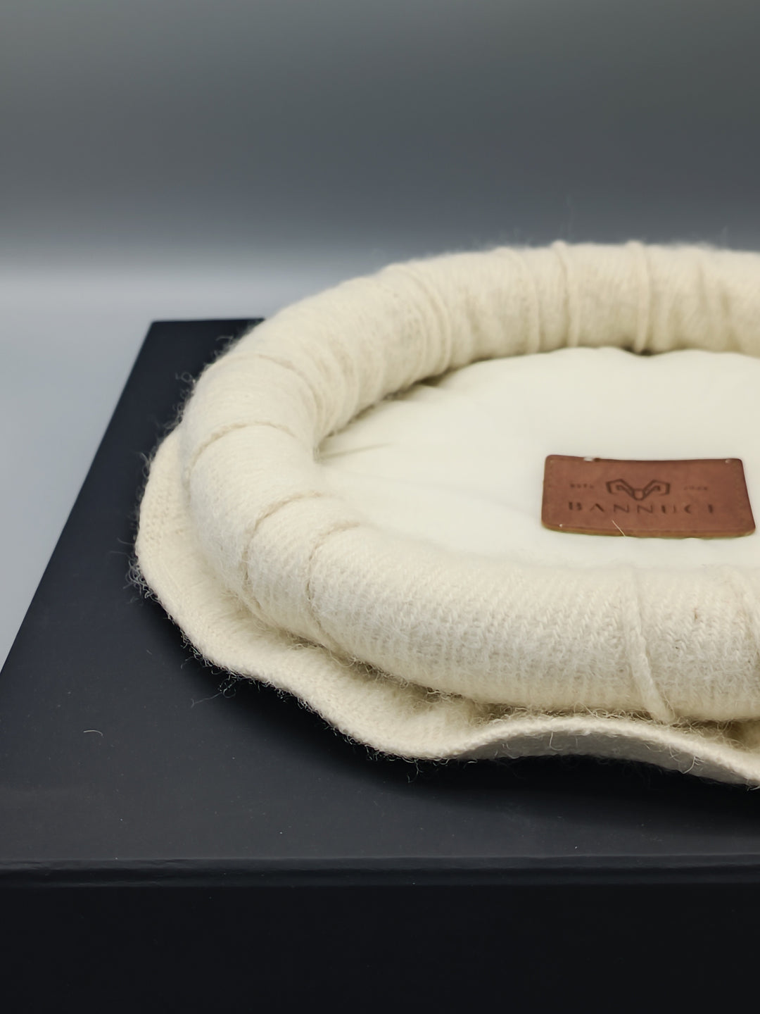 Luxury Hand Made Pure Woolen Off White Chitrali Pakol Cap – Bannuci