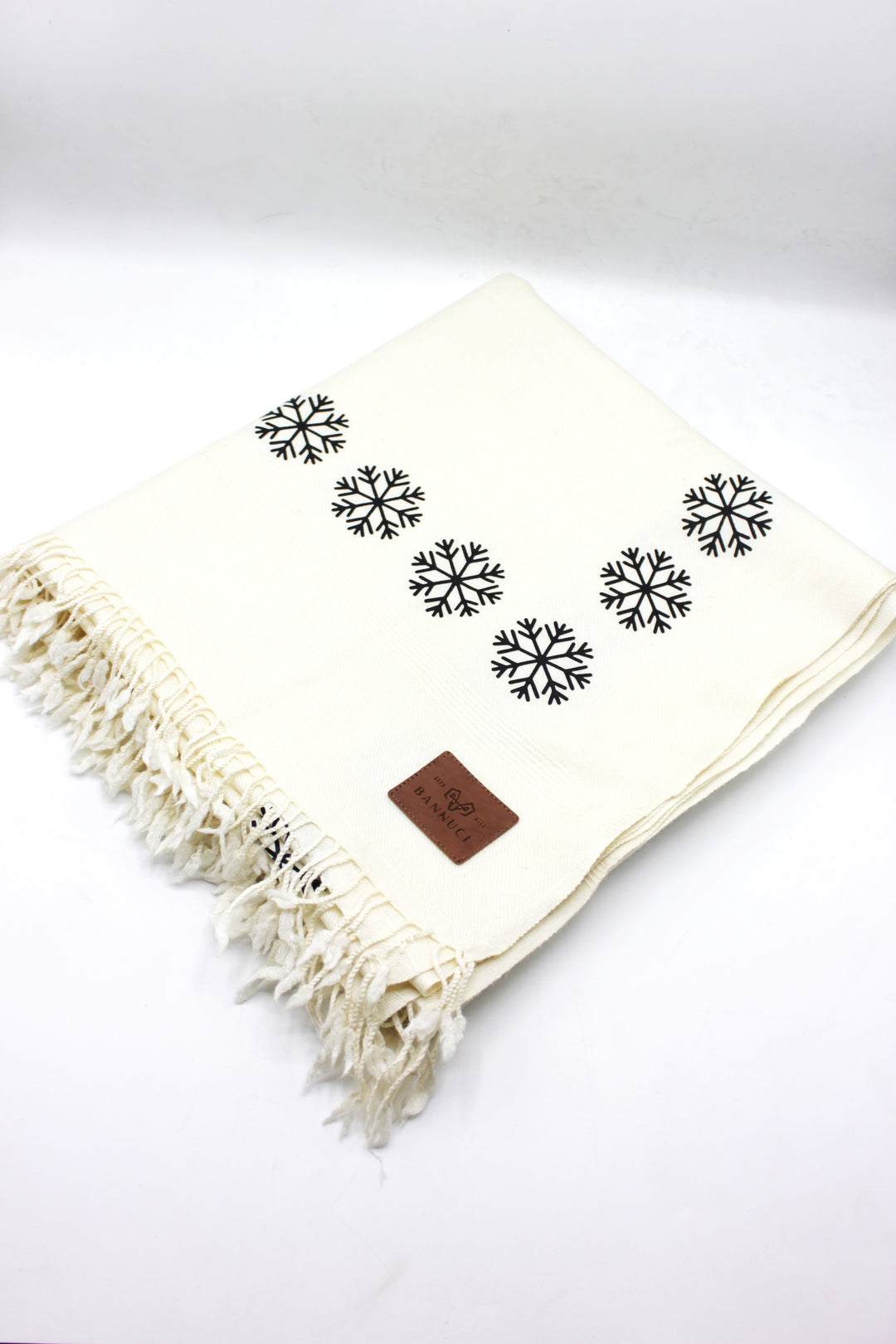 Premium Quality  Snowflakes Off-White Pure Woolen Shawl