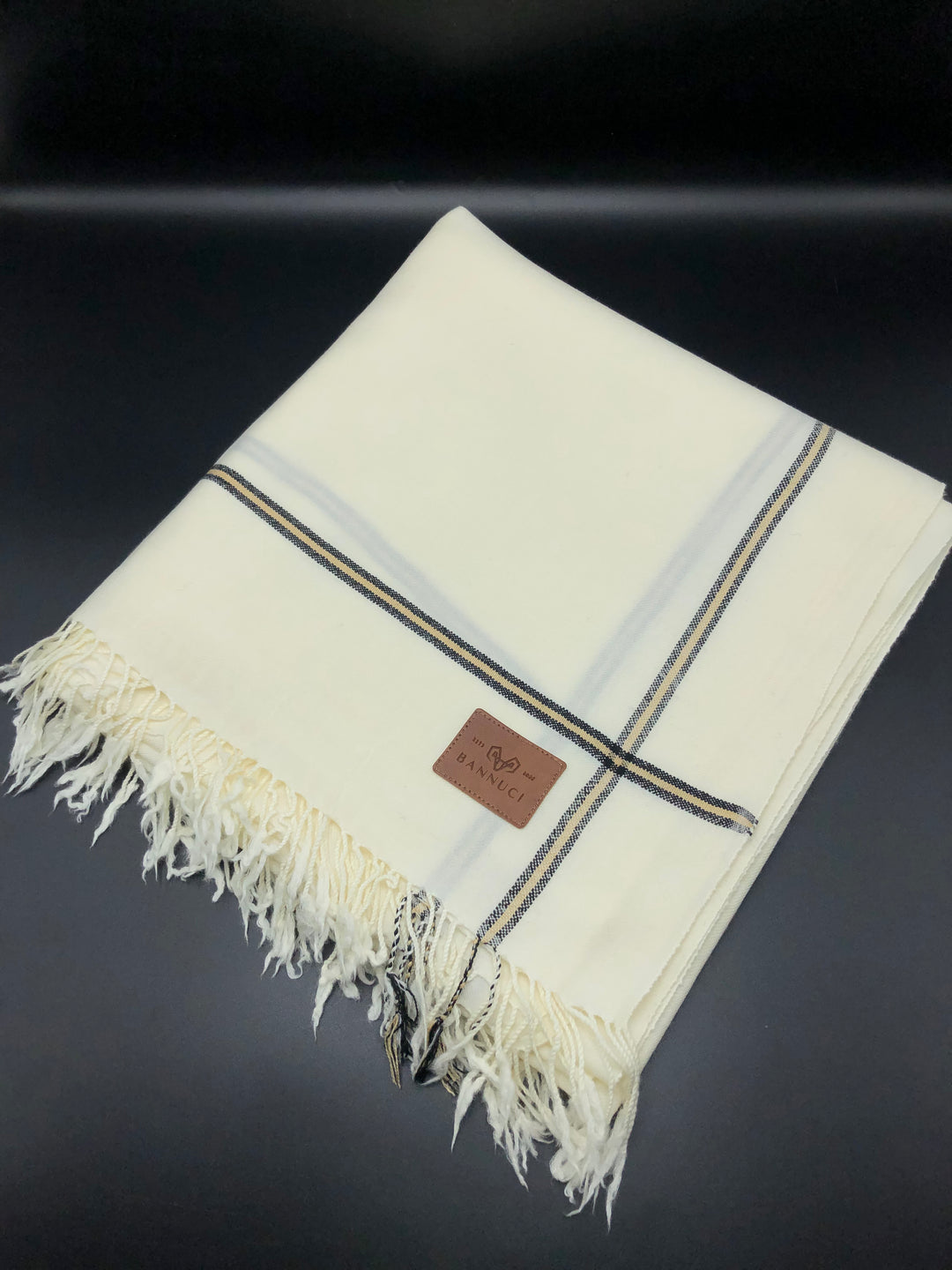 Premium Quality Off White  beige Border Pure Woolen Shawl