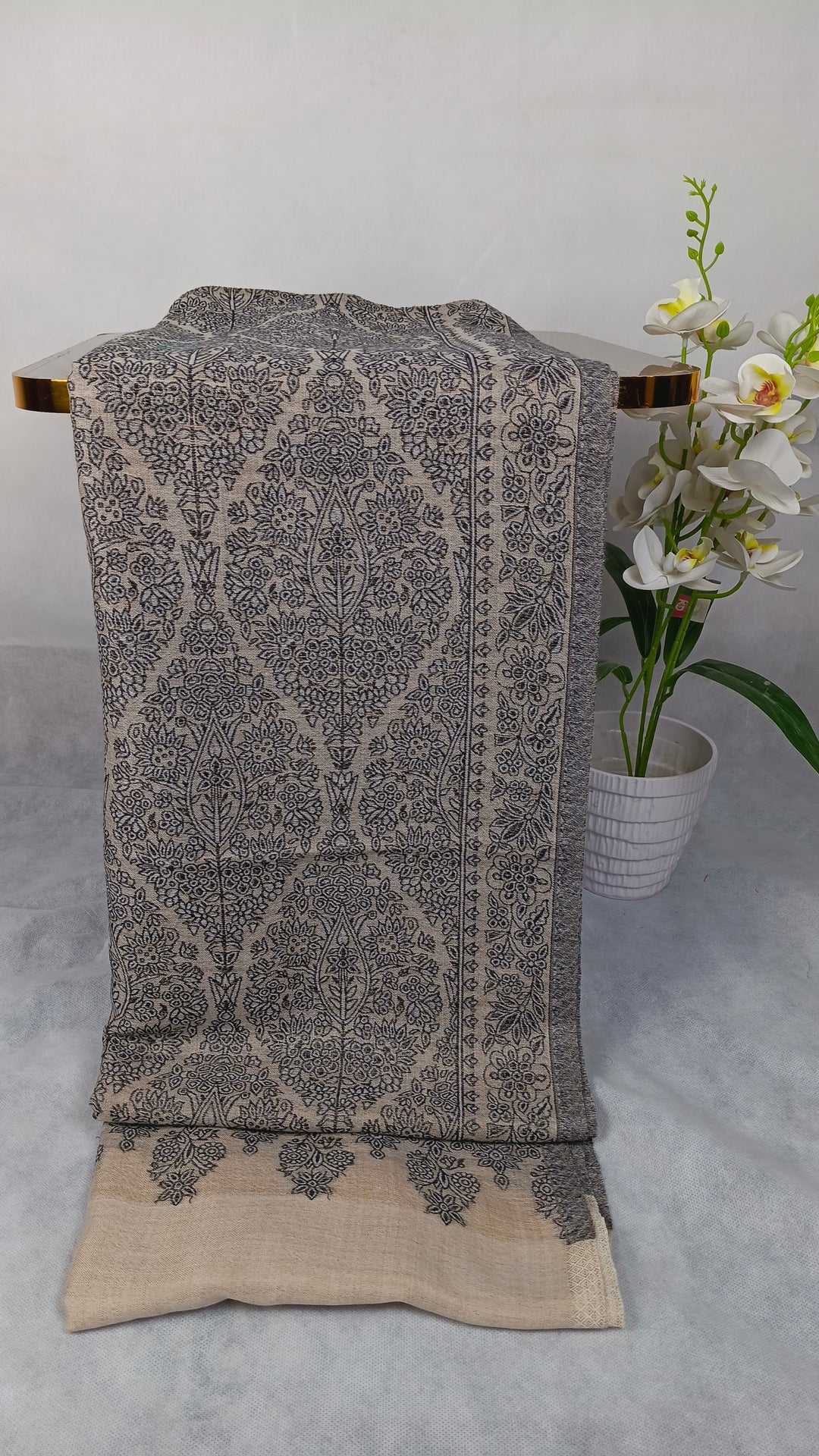 Extremely Soft Pashmina Kani Shawl With Khadi Pattern