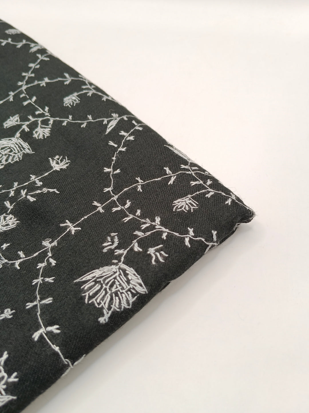 Premium And Extremely Soft Original Handmade Sui Needle Jaal Pure Black Toosh Shawl