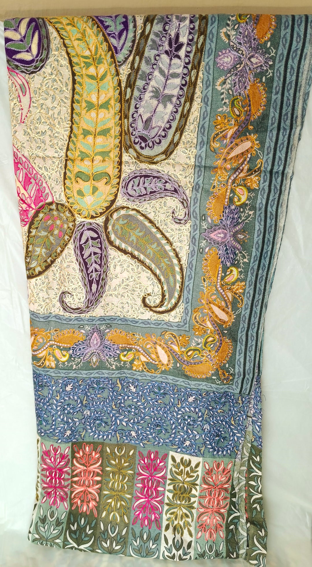 Kalmkar Shawl With Machine Ari Work
