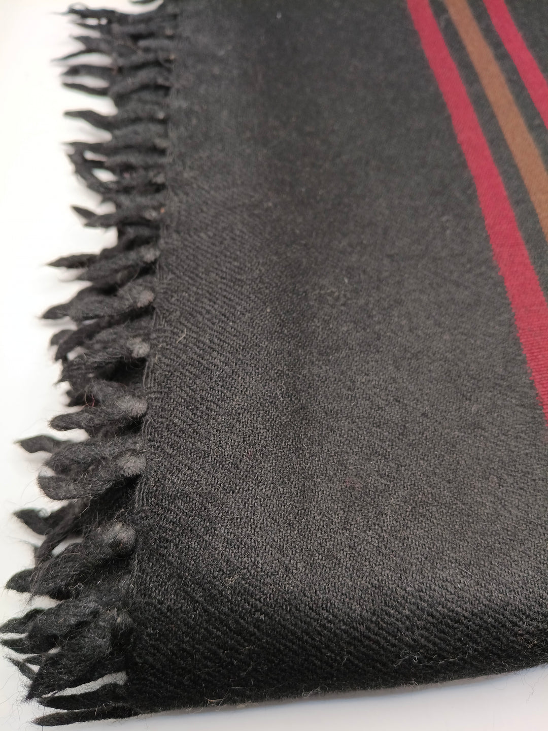 Premium Quality Stripped Black Pure/High Grade 48 Fiber Shawl