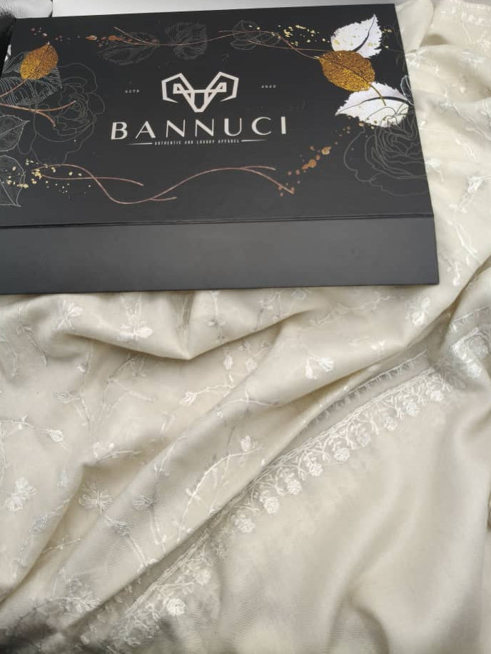 Premium And Extremely Soft Original Handmade Sui Needle Jaal Pure Toosh Shawl
