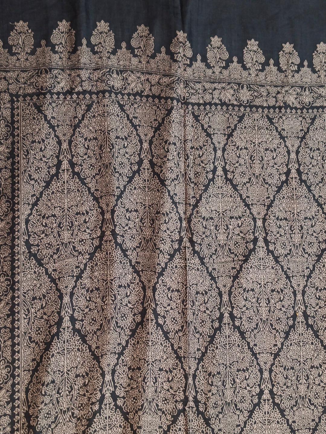 Premium Black Woven Kani Pashmina Cashmere Scarf 3