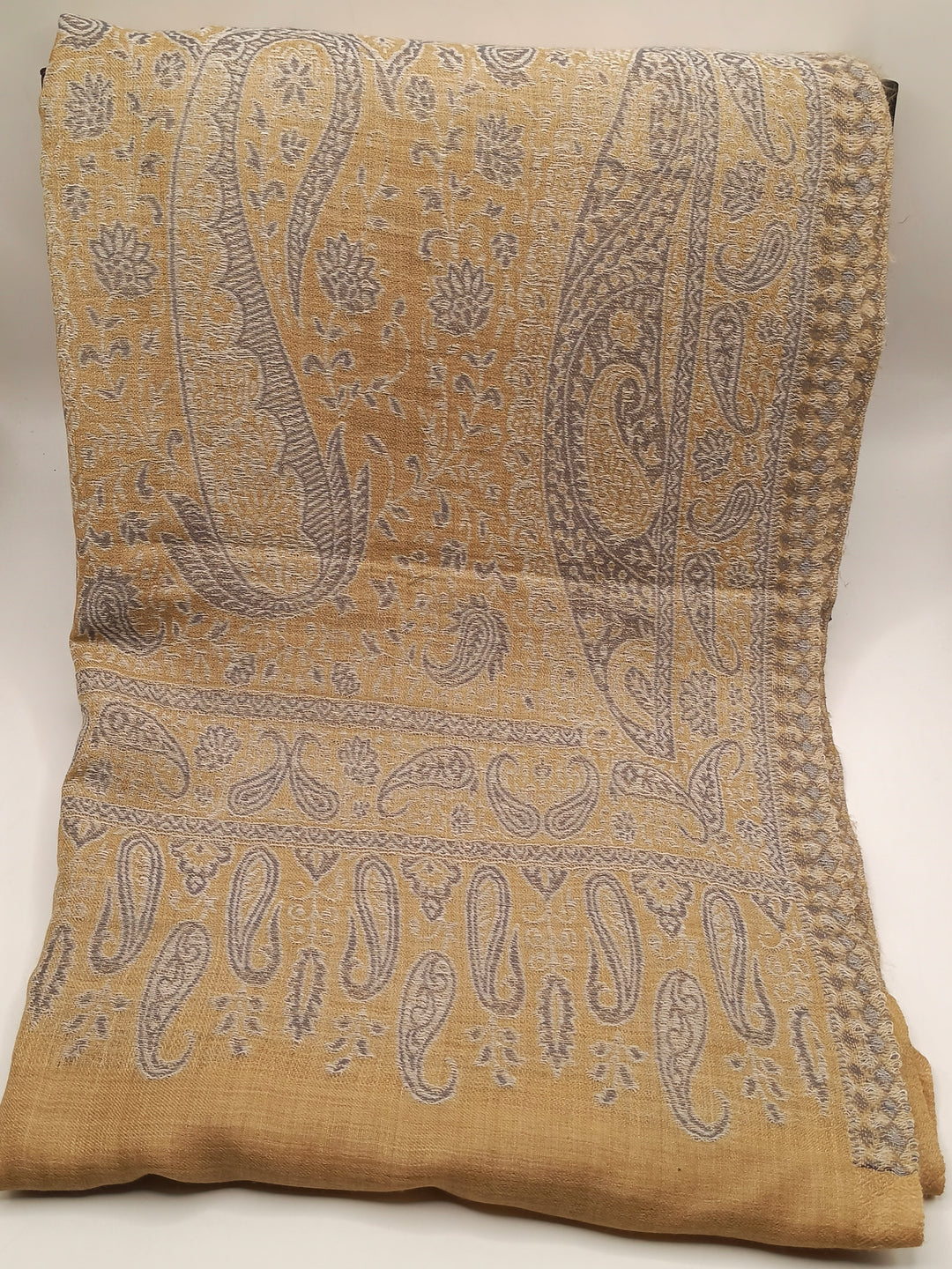 Extremely Soft Pashmina Kani Shawl With Khadi Pattern