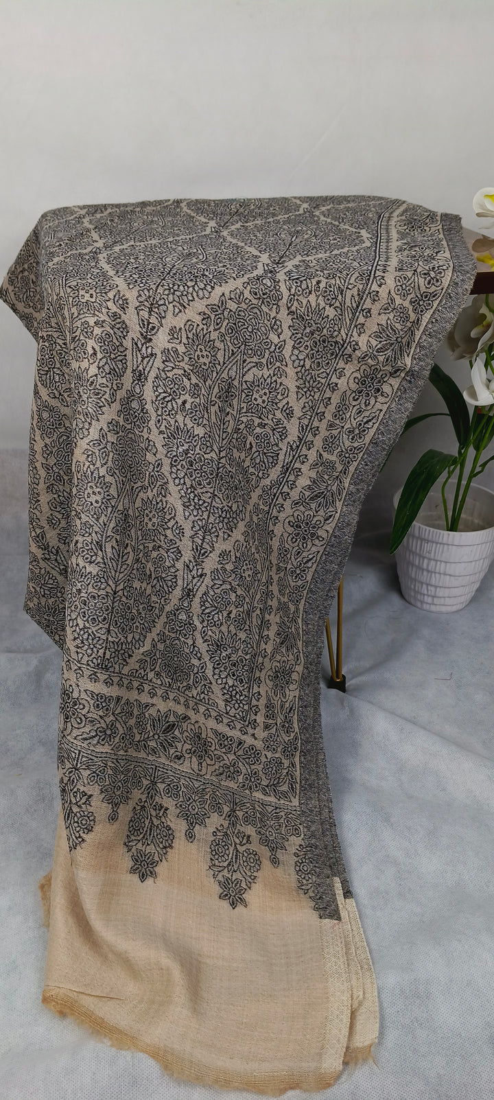 Extremely Soft Pashmina Kani Shawl With Khadi Pattern