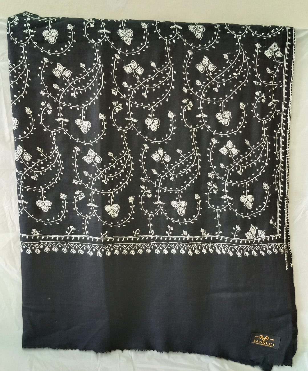 Premium And Extremely Soft Original Handmade Sui Needle Jaal Pure Toosh Shawl
