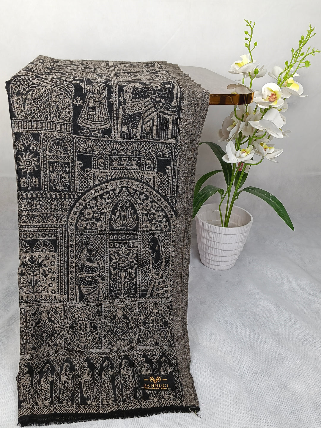 Extremely Soft Pashmina Kani Shawl With Khadi Pattern