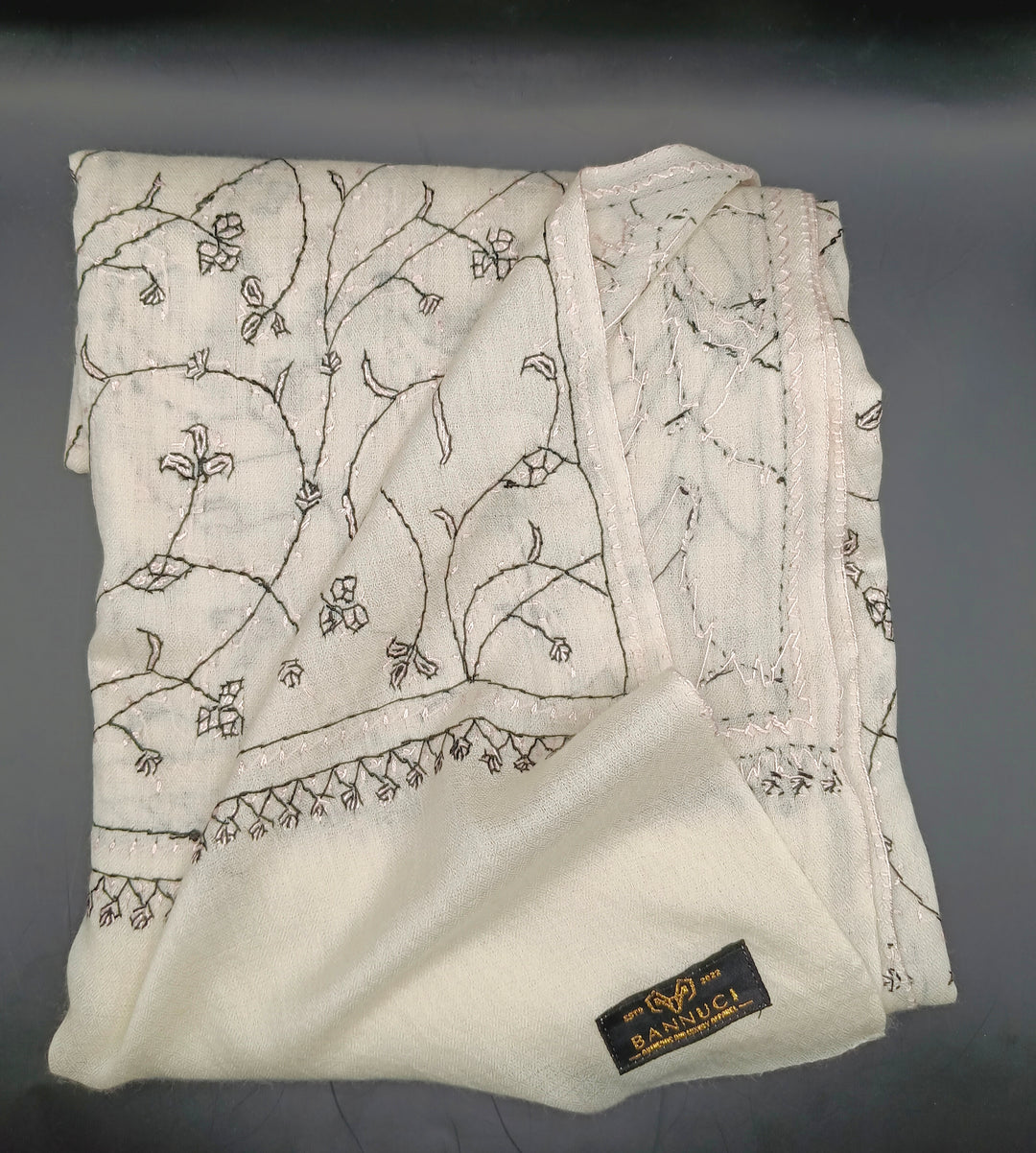 Premium And Extremely Soft Original Handmade Sui Needle Jaal Pure Toosh Shawl