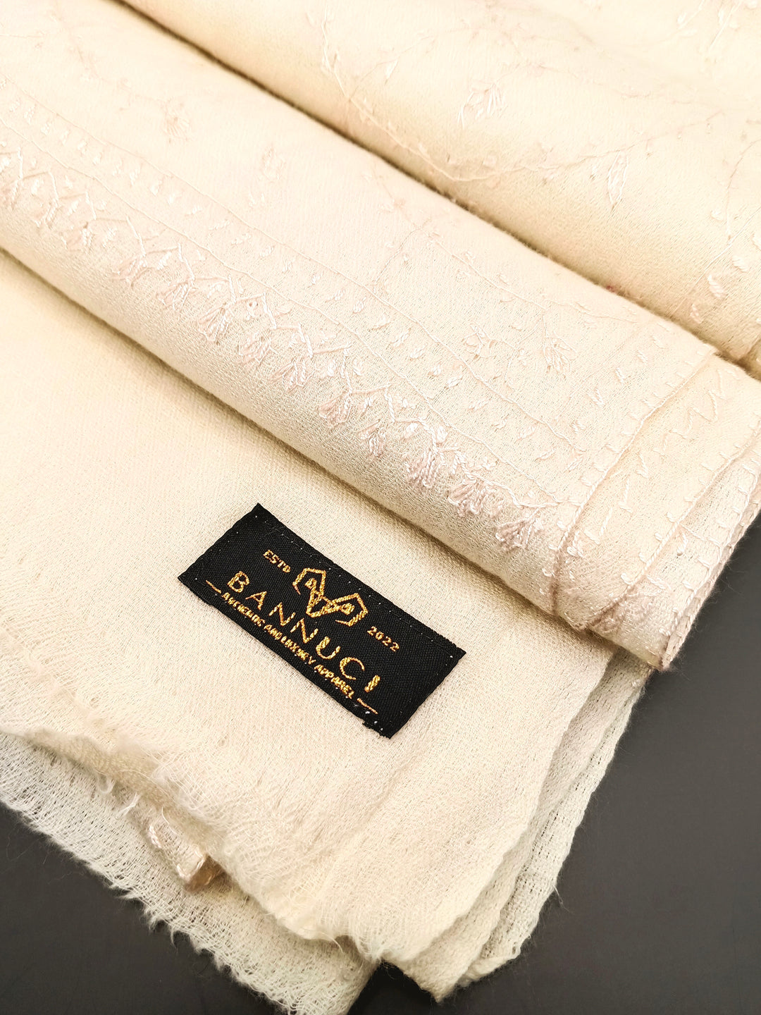 Premium And Extremely Soft Original Handmade Sui Needle Jaal Pure Toosh Shawl