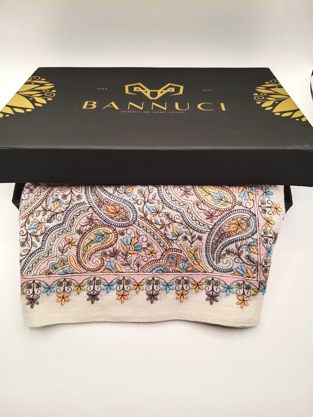 Premium Quality Extremely Soft  Embriodered Sozni Sui Jama Pashmina Shawl