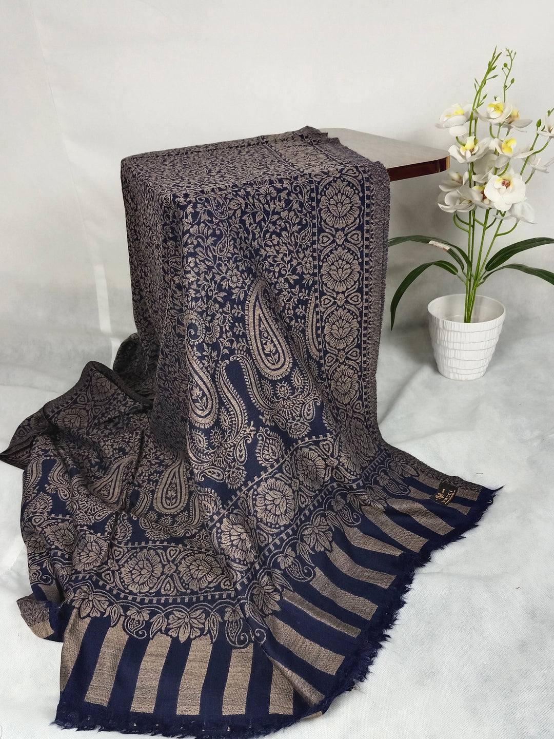 Extremely Soft Pashmina Kani Shawl With Khadi Pattern