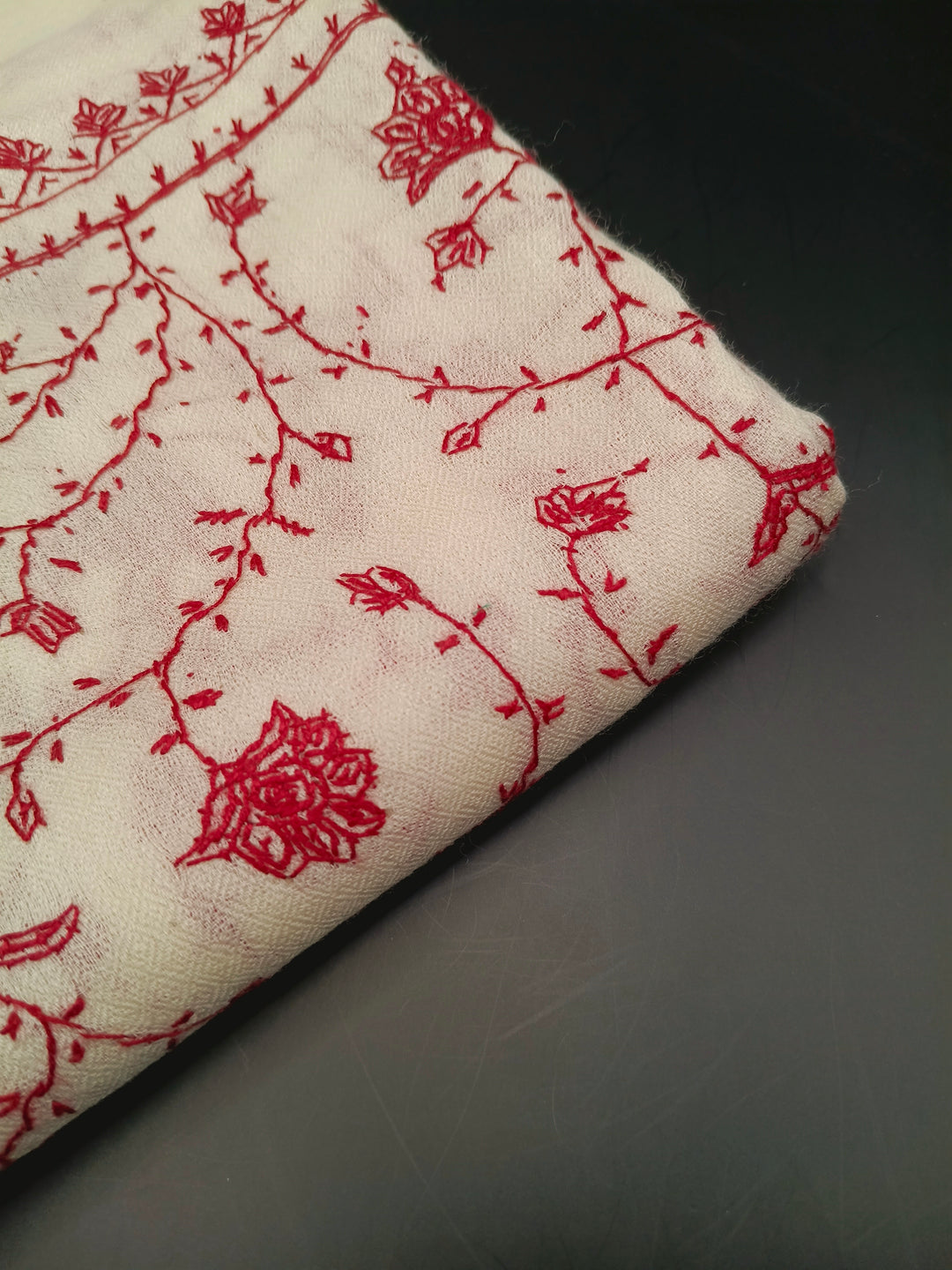 Premium And Extremely Soft Original Handmade Sui Needle Jaal Pure Toosh Shawl