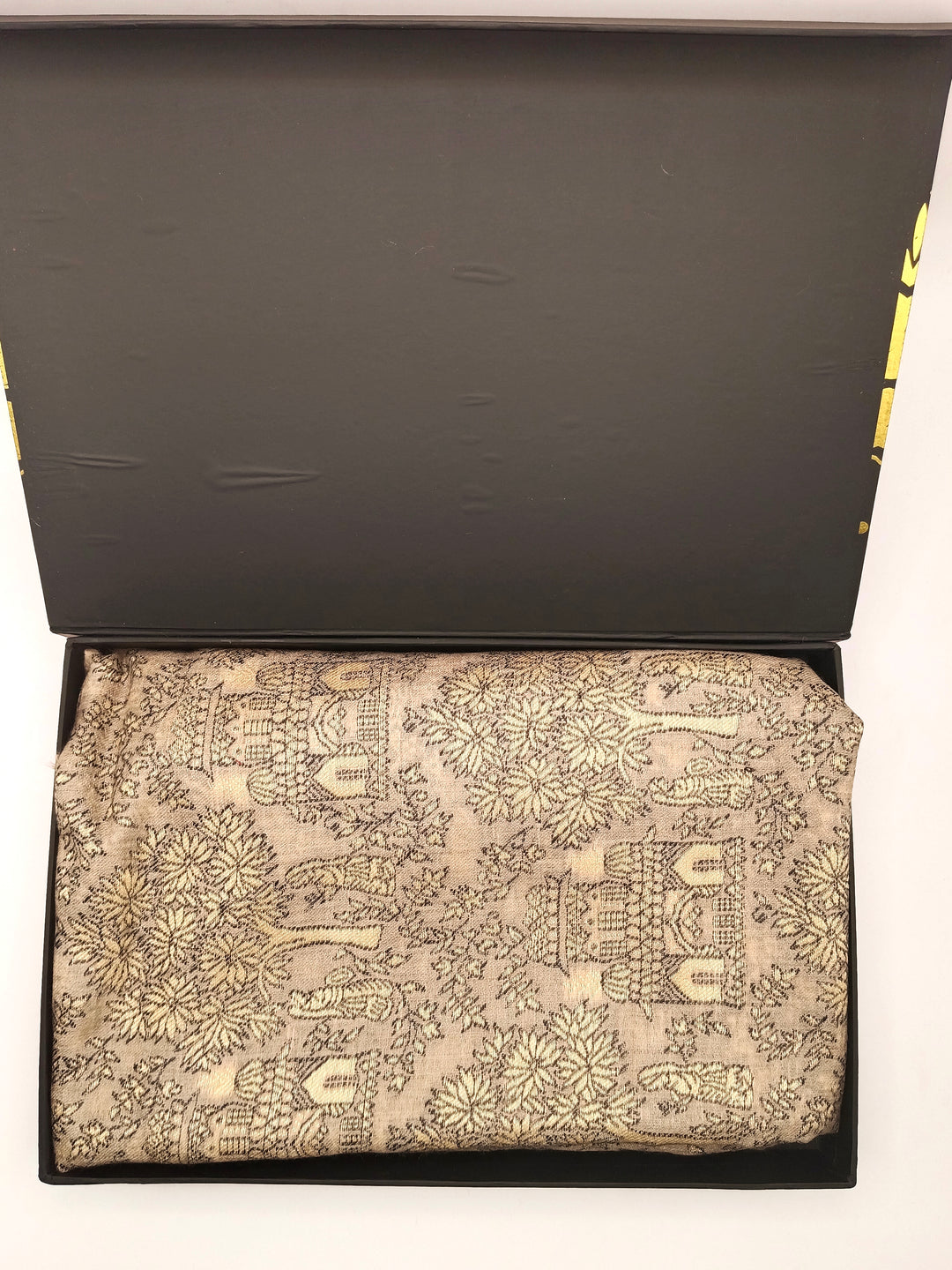 Toosh Kani Shawl With Khadi Pattern