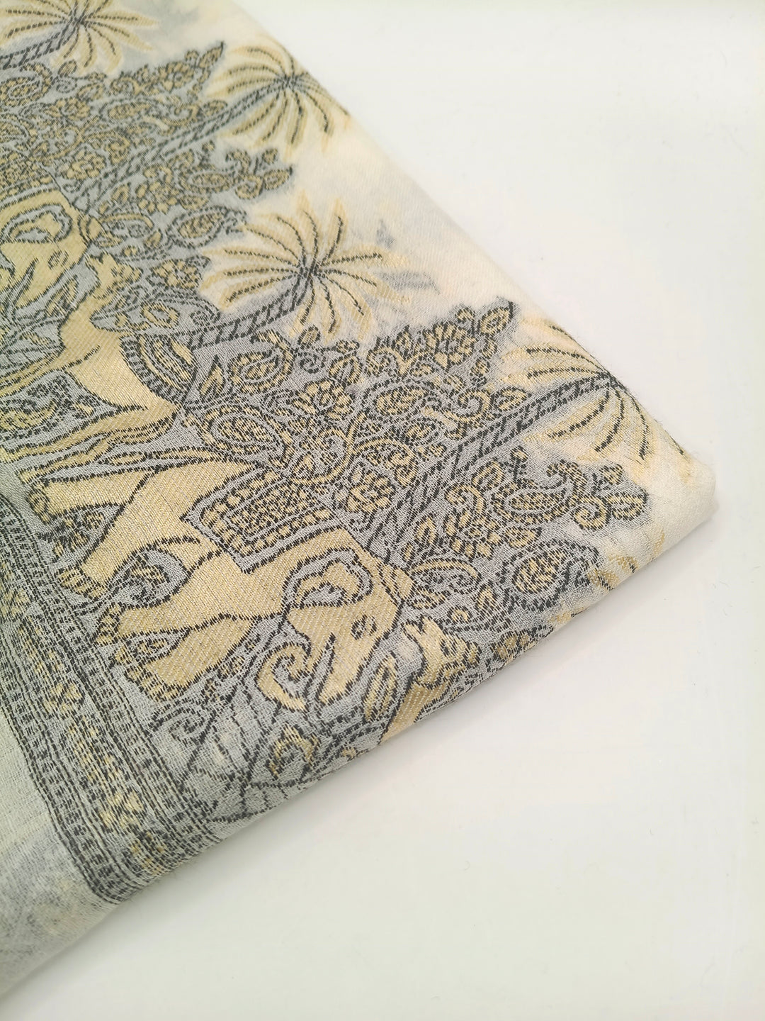 Toosh Kani Shawl With Khadi Pattern