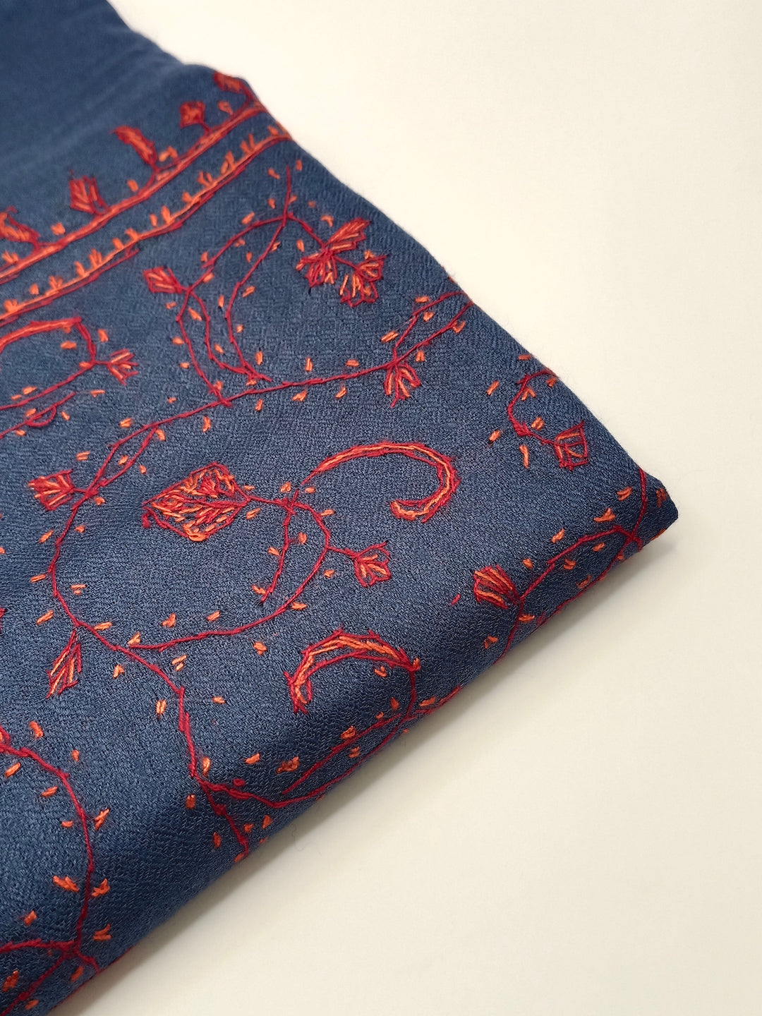 Premium And Extremely Soft Original Handmade Sui Needle Jaal Pure Toosh Shawl