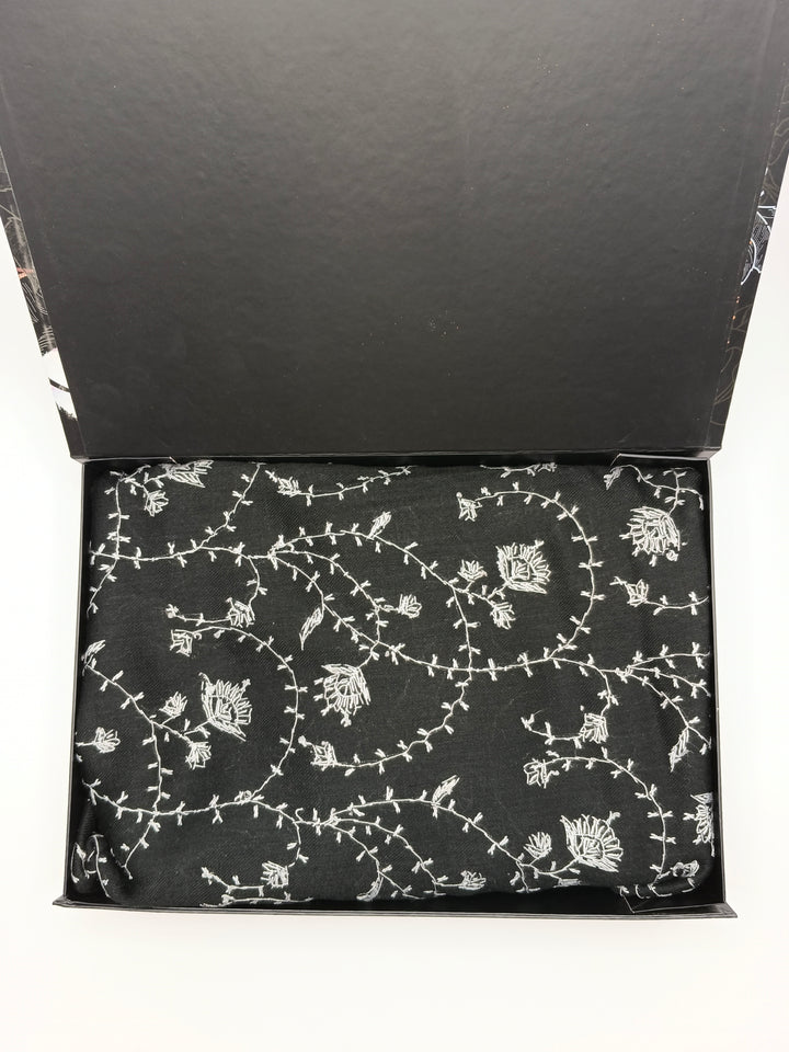 Premium And Extremely Soft Original Handmade Sui Needle Jaal Pure Black Toosh Shawl