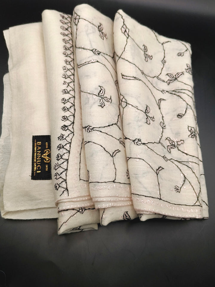 Premium And Extremely Soft Original Handmade Sui Needle Jaal Pure Toosh Shawl