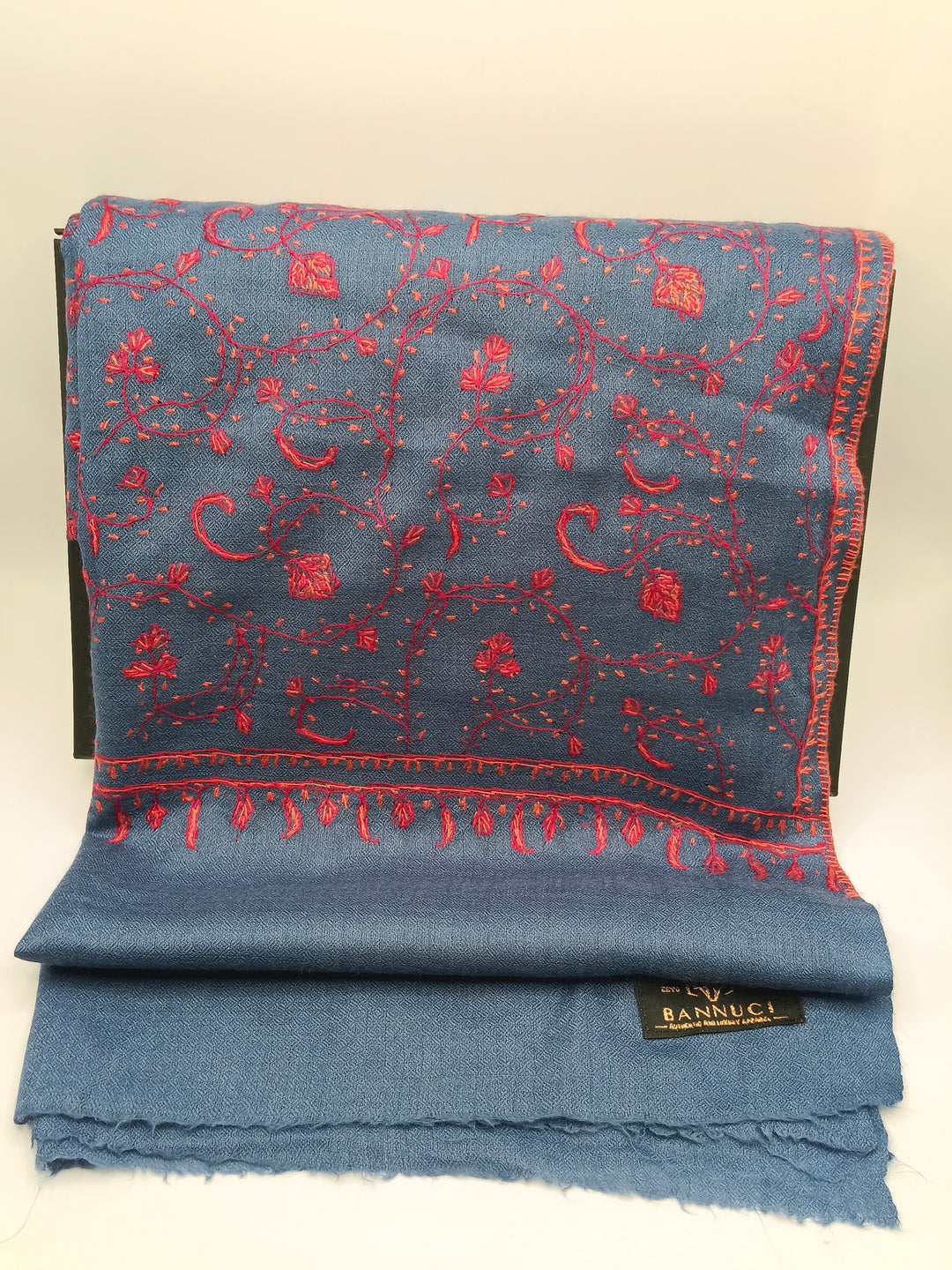Premium And Extremely Soft Original Handmade Sui Needle Jaal Pure Toosh Shawl
